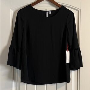 NWT Elle Black Bell Sleeve Women's Top Size XS